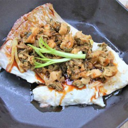特級梅菜蒸鯇魚腩