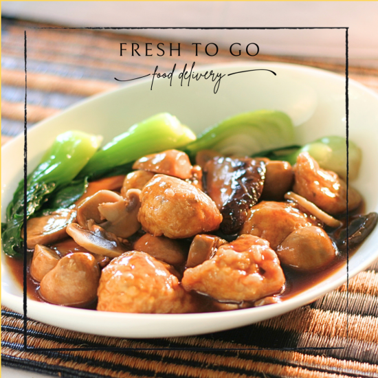 翡翠雙菇扒魚腐